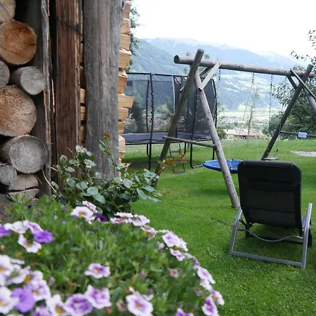 ファームステイ Riemenerhof フューゲン