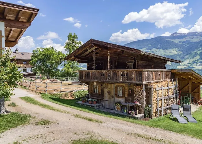 Farm stay Riemenerhof Fuegen