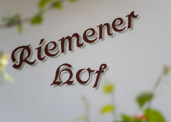 ريمينيرهوف *