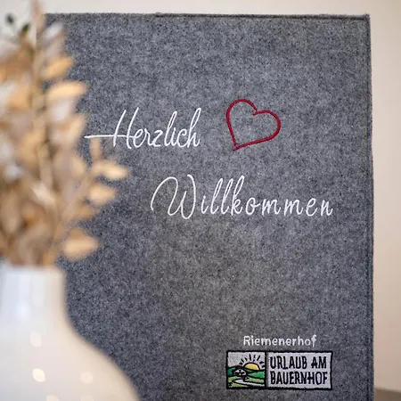 Riemenerhof Bauernhof *